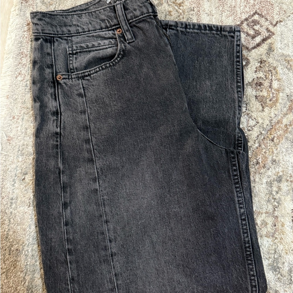 Old Navy Women's Black Barrel Leg Jeans - Picture 3 of 3